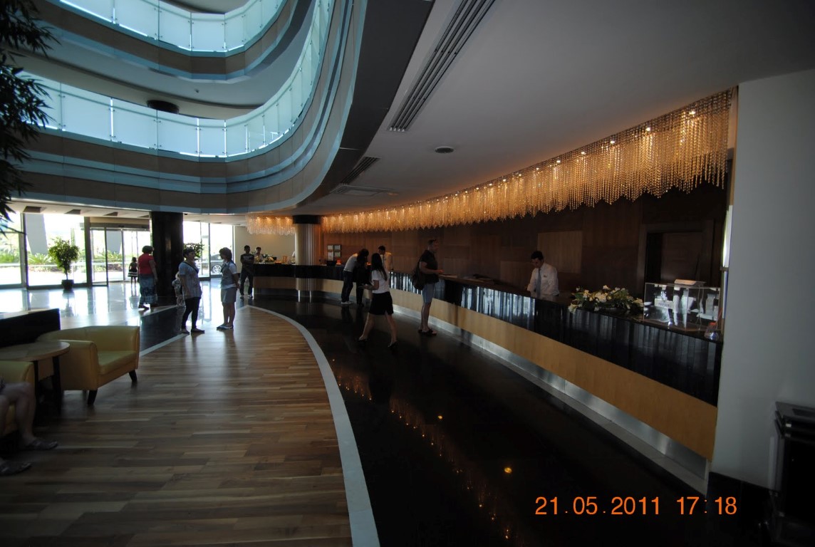 imagini hotel ROYAL WINGS LARA